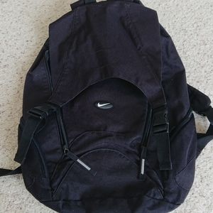 Nike Sportswear Essentials black Backpack